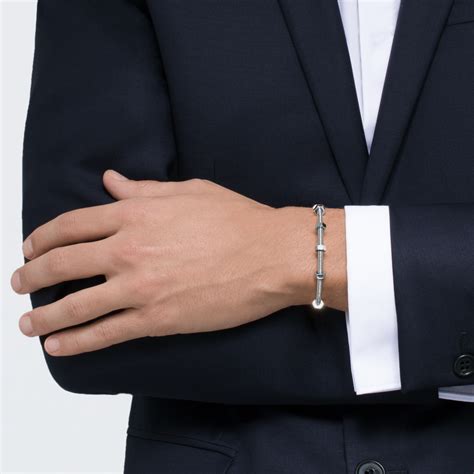 Cartier bracelet for men. Things To Know About Cartier bracelet for men. 